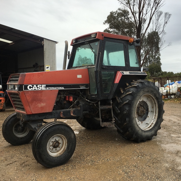 Case International 1896 Tractor 140HP Machinery & Equipment